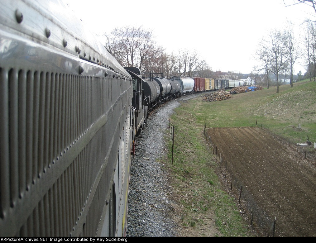 NB leaving Gardners PA with 16 cars